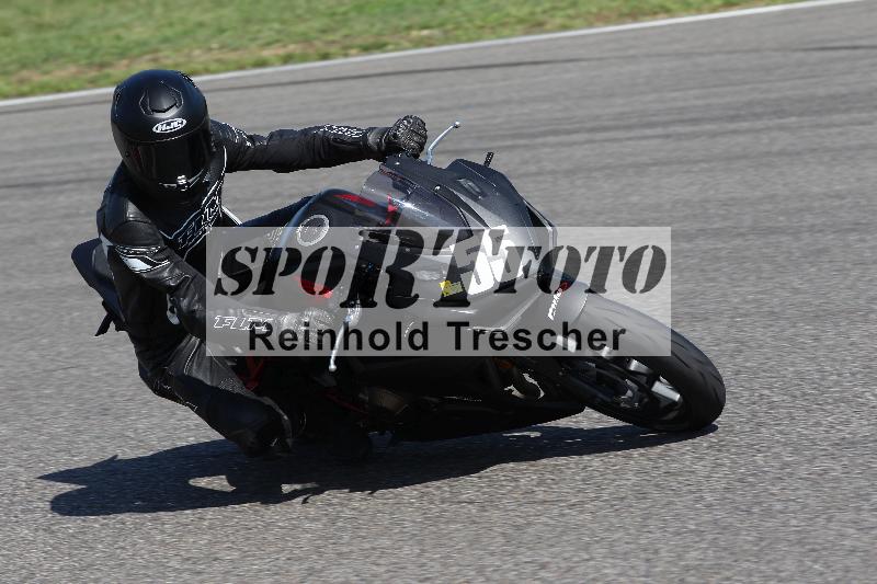 Archiv-2022/57 29.08.2022 Plüss Moto Sport ADR/Einsteiger/55